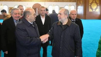 Mehmet Zahit Kotku Camii İnşaatında İnceleme