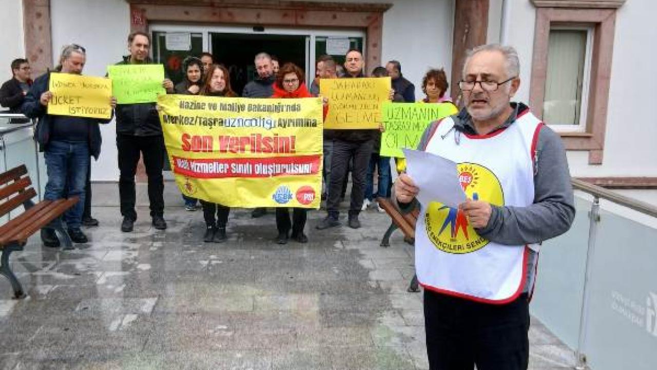 Memurlar yoksulluk sınırı üzerinde ücret istiyor