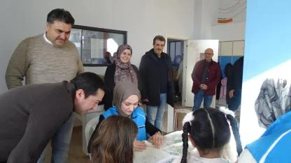 Renklerle Üreten Aileler Çanta Boyama Etkinliğinde Buluştu