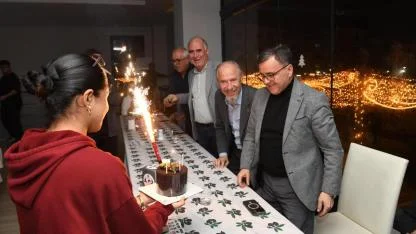 Sporculardan Başkan Şehirli’ye sürpriz doğum günü