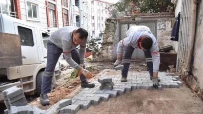 Altıeylül’de Durmak Yok: Ekipler Sahada, Hizmet Her Yerde