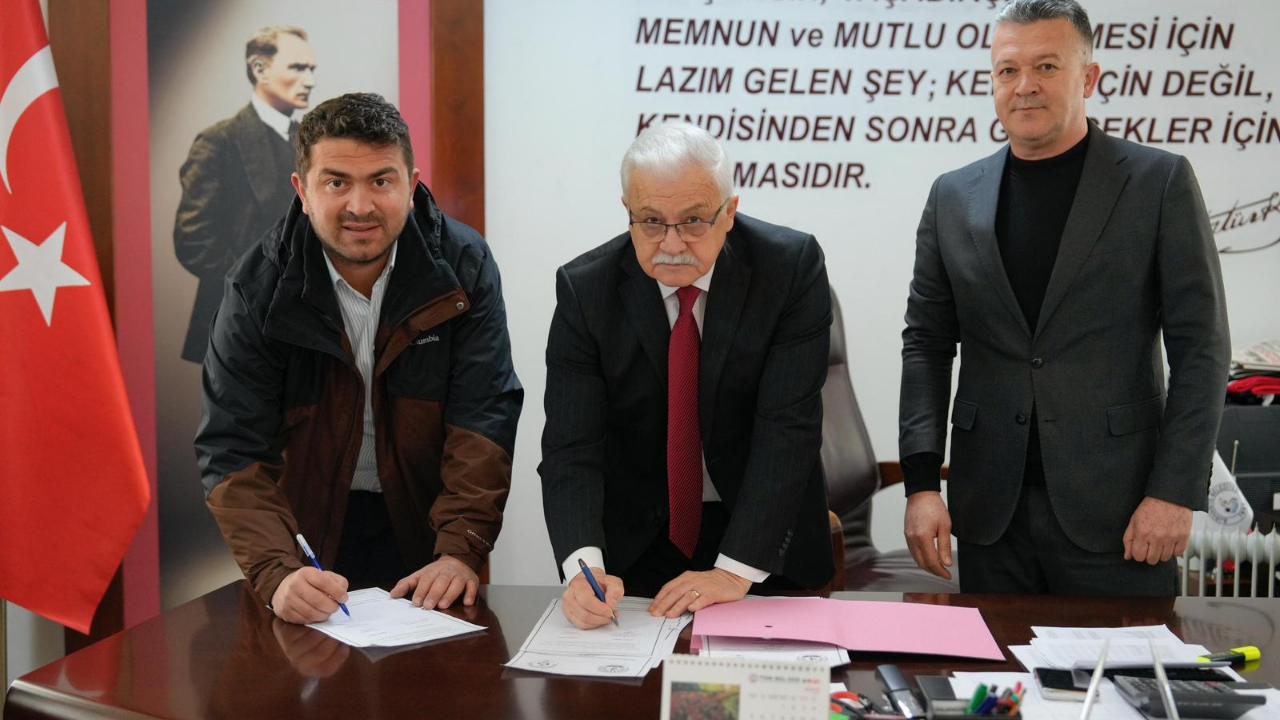 Burhaniye Belediyesi İle Tüm Bel-Sen Arasında Sosyal Denge Sözleşmesi İmzalandı