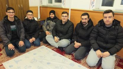 Burhaniye de genç görevliler takdir topladı