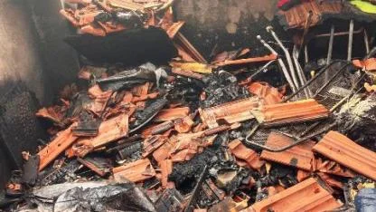 Burhaniye’de Teras Kat Yangını: 1 Kişi Dumandan Etkilendi