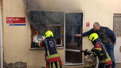 Burhaniye’de işyerinde yangın paniği