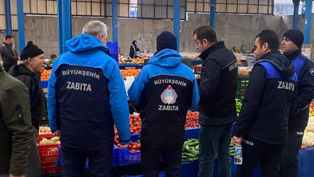 Büyükşehir Belediyesi pazar yerlerini vatandaşın hizmetine uygun hale getiriyor