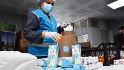 Büyükşehir’in beslenme paketi desteği aileleri de öğrencileri de sevindiriyor