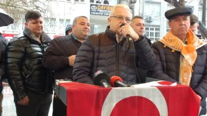 Deveciler Burhaniye'de eylem yaptı