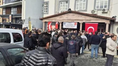 Edremit Madeni İşler ve Elektrikçiler Odası'nda Cemal Taştan başkan seçildi