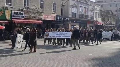 Edremit’te Meçi Şenliği Coşkusu Kortej yürüyüşü ile renklendi