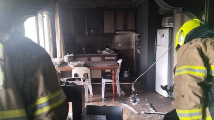 Erdek’te apartman dairesinde yangın