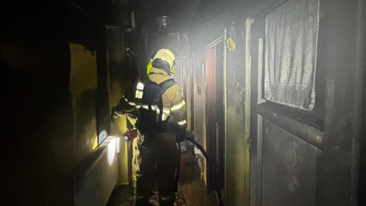 Erdek'te ev yangını korkuttu