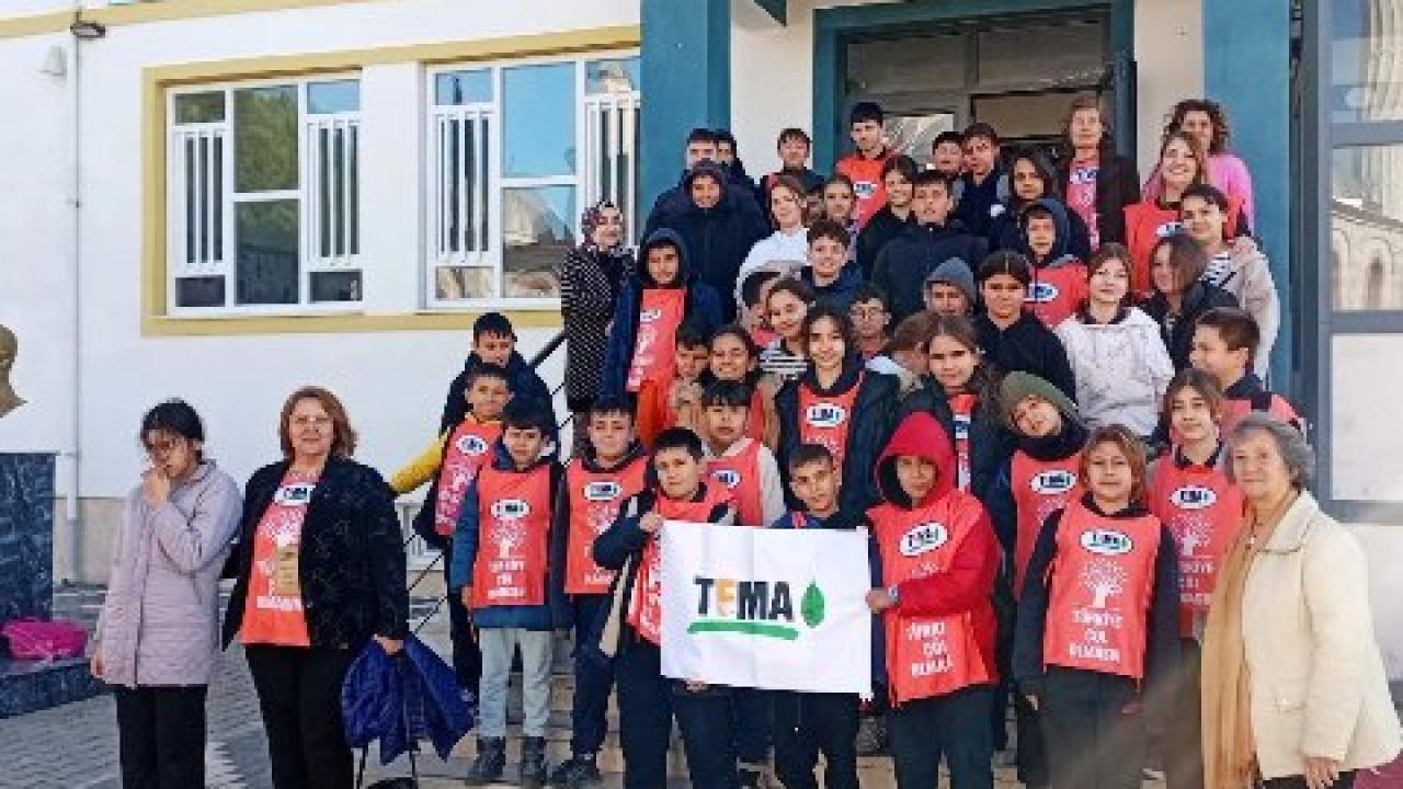 Gömeç de ilk ve Ortaokul öğrencilerine TEMA eğitimi verildi