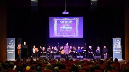 Karanlığa ses oldular