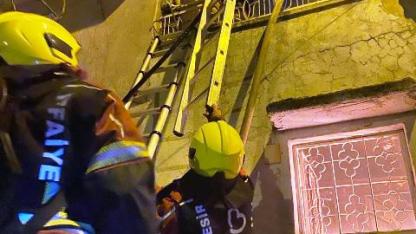 Karesi’de Çift Katlı Evde Yangın