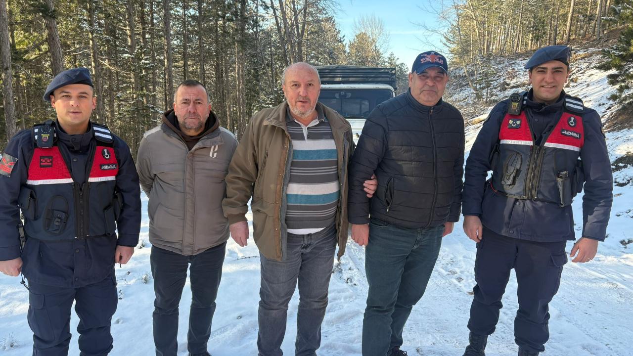 Kazdağları'nda mahsur kalan 4 kişi kurtarıldı