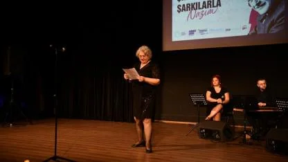 Nazım Hikmet, şiirleri ve şarkılarıyla anıldı