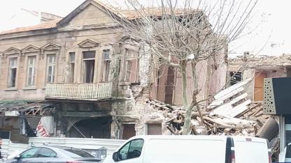 Edremit’te Tarihi Eski İstanbul Oteli Kamulaştırıldı