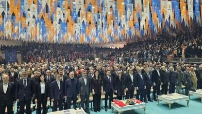 AK Parti Mahalle Başkanları Balıkesir'de toplandı.