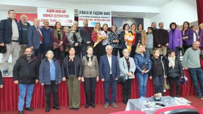 Aylin Nazlıaka Burhaniyelilerle Buluştu