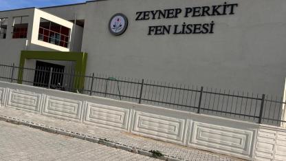 Ayvalık Zeynep Perkit Fen Lisesi Yeni Nesil Binasında Eğitime Başladı