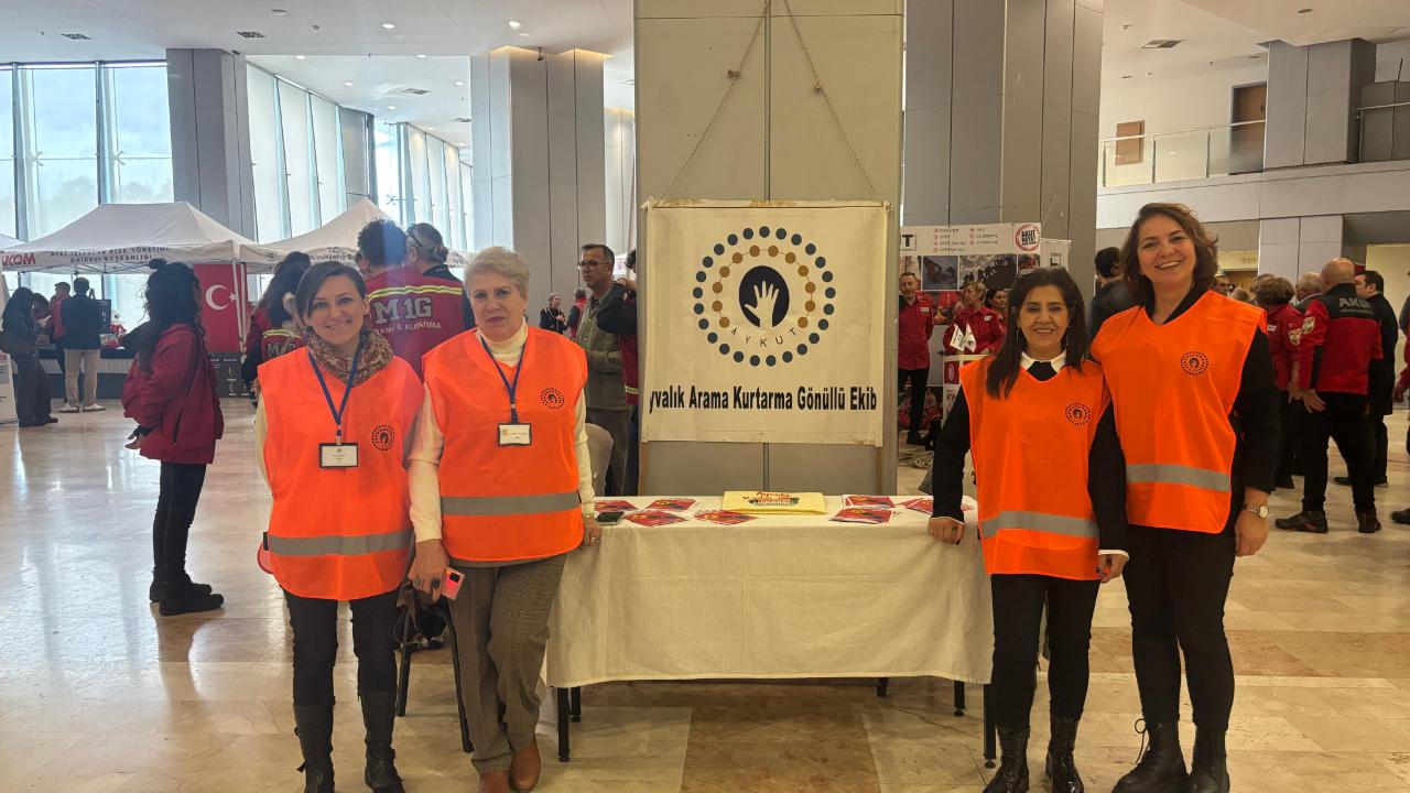 Ayvalık'ı AYKUT temsil etti