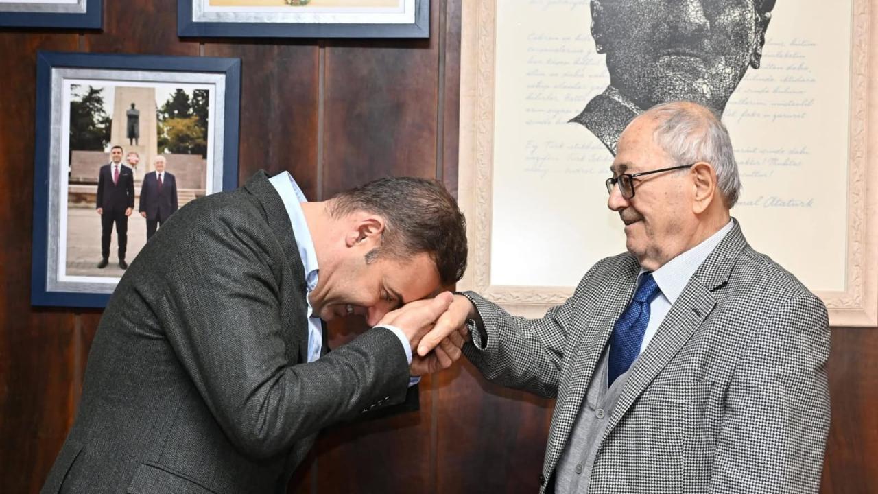 Başkan Ahmet Akın’dan vefa ziyareti