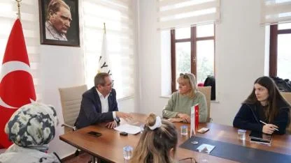 Başkan Mesut Ergin: “Gençlerin Ürettiği Fikirler Ayvalık’ın Geleceğine Işık Tutuyor”