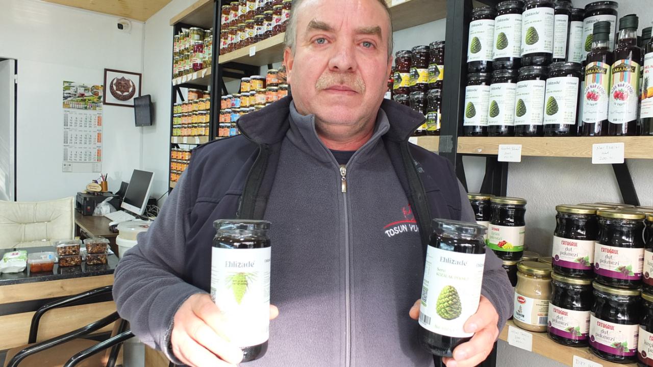 Burhaniye'de Kozalak pekmezi şifa kaynağı