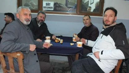 Burhaniye’de Sabah Namazı Buluşması Hanay Caminde yapıldı