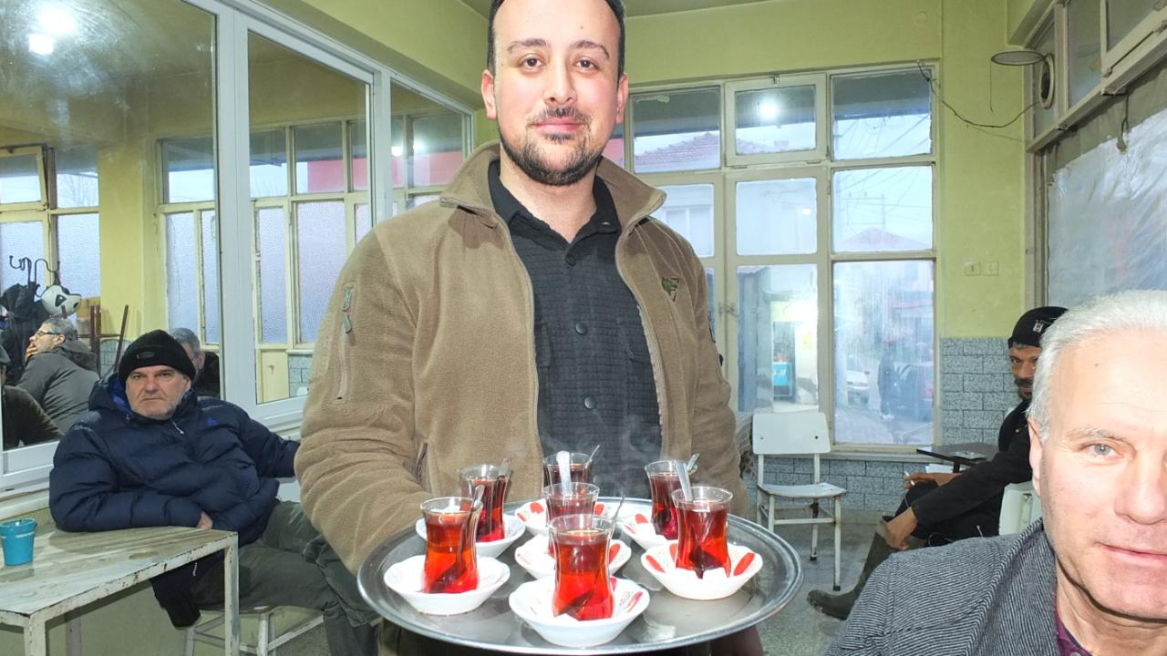 Burhaniyeli genç imam takdir topladı