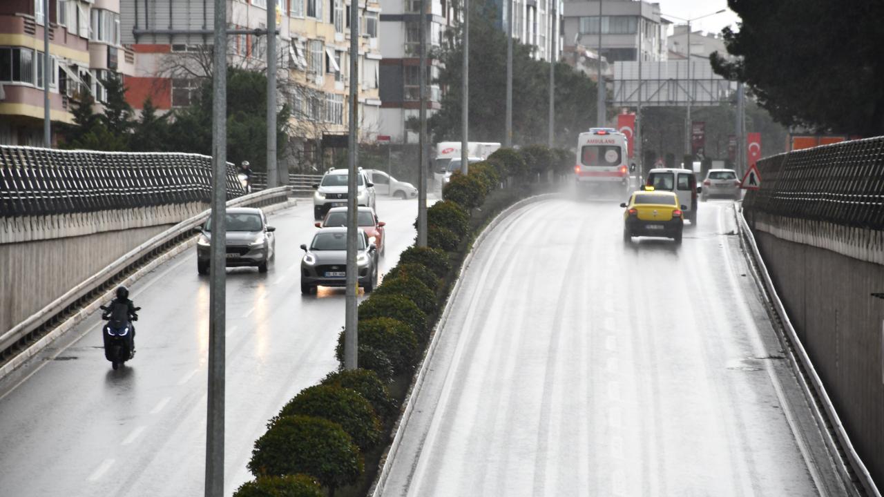 Büyükşehirden 20 ilçeye çiçek gibi hizmet