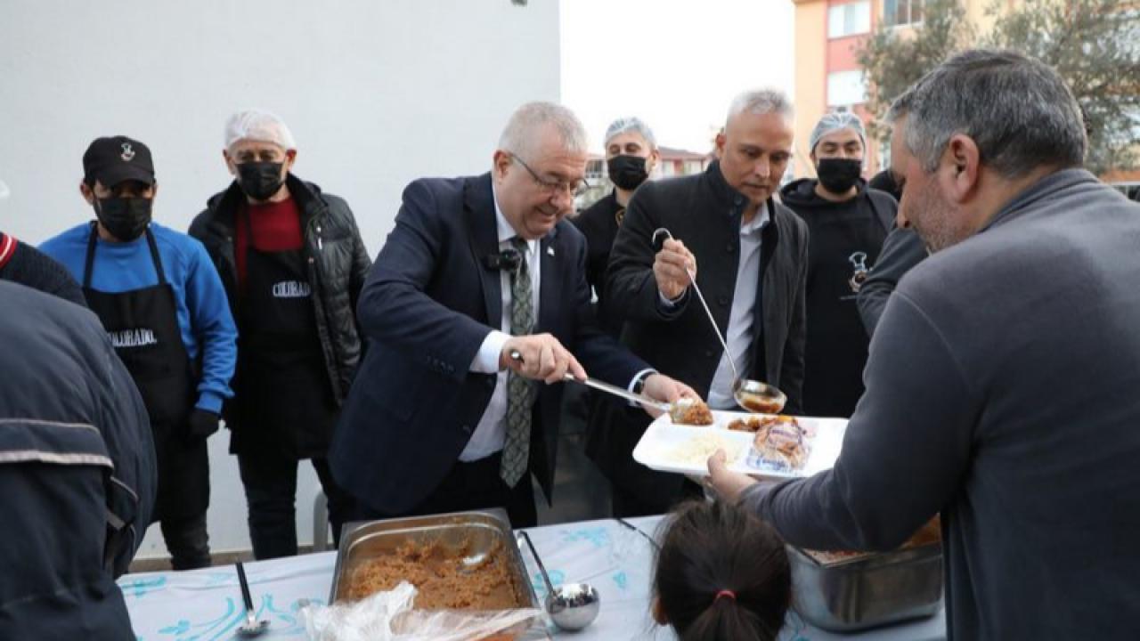 Edremit Belediyesi İlk İftar Sofrasını Tuzcumurat’ta Kurdu