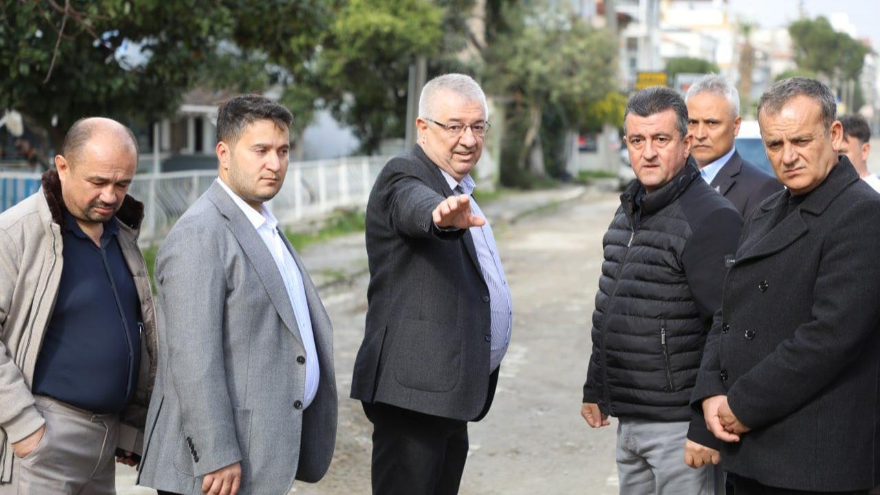 Edremit Belediyesi’nden İkizçay Mahallesi’nde yoğun yol mesaisi