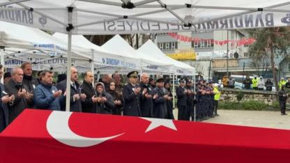 Polis Memuru Murat Saçan hüzünle son yolculuğuna uğurlandı