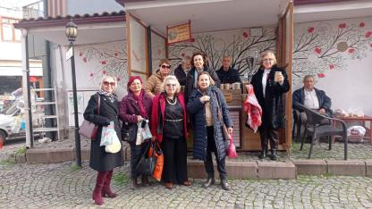 Sındırgı halkının deprem yaraları dayanışmayla sarılıyor