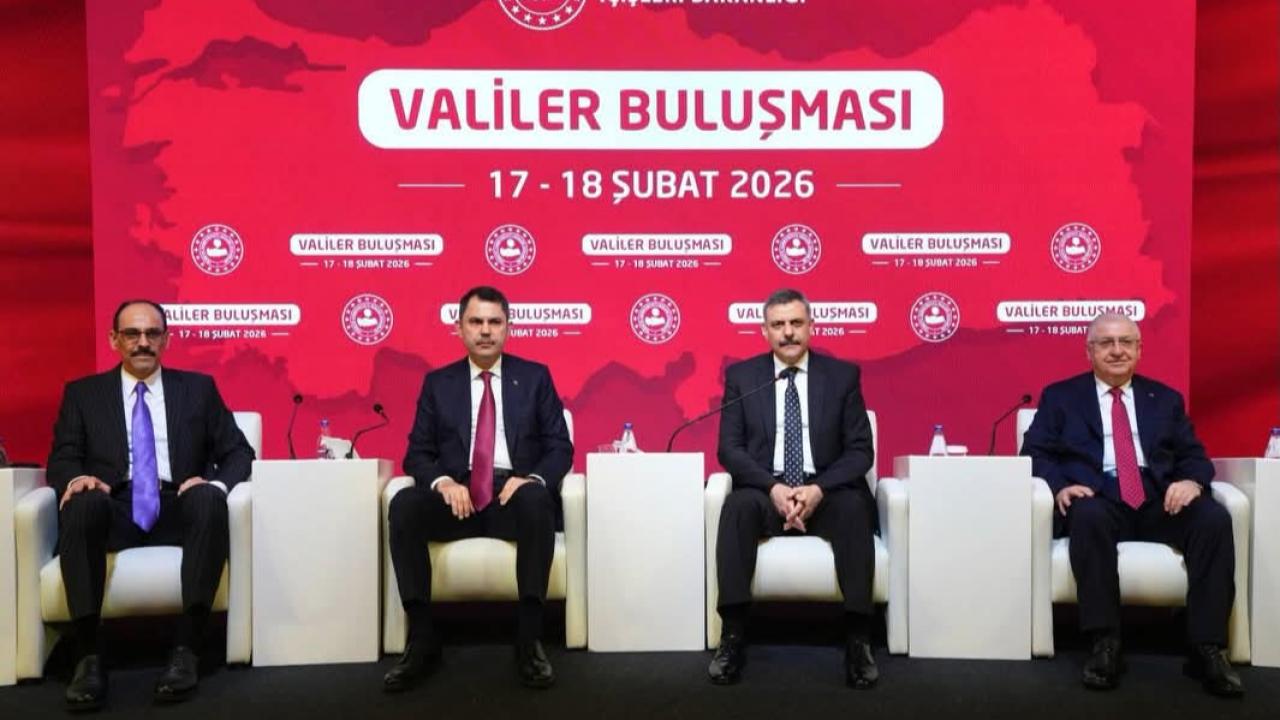 Vali Ustaoğlu, Ankara'da..