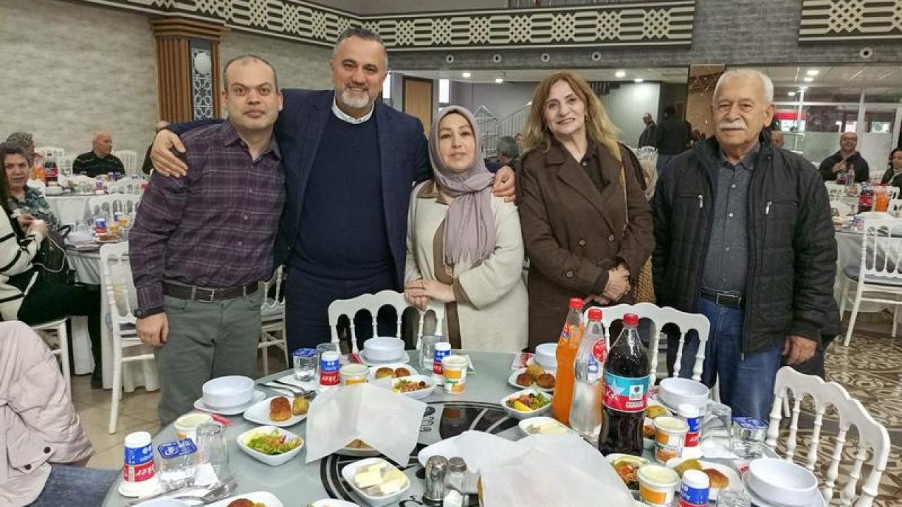 AK Parti Bandırma Belediye Meclis Üyesi Mehmet Doğan, Engelli Vatandaşlara İftar Verdi