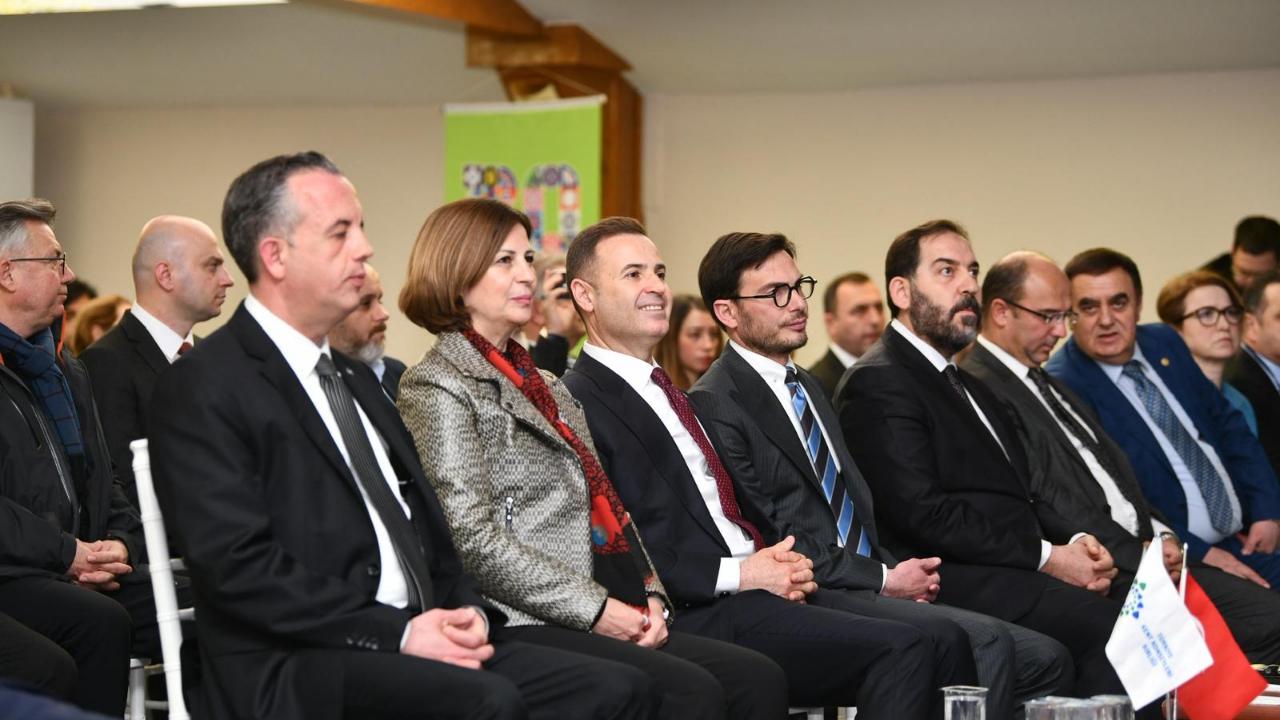 Akın: “Kent konseyleri, demokrasinin yereldeki en güçlü temsilidir”