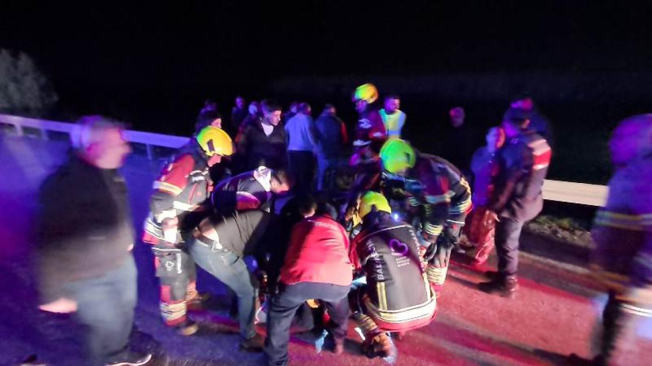 Araçtan dışarı fırladılar. Balıkesir OSB’de feci kaza