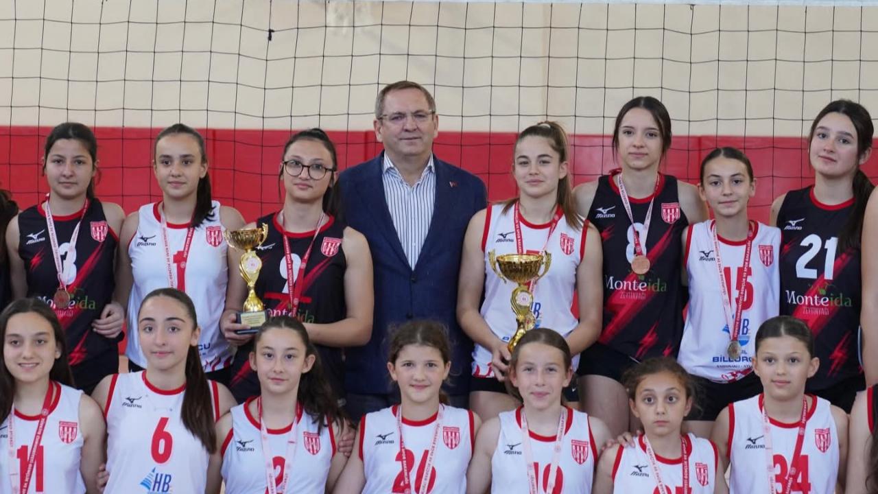 Ayvalık gücü Belediyespor’dan Büyük Başarı