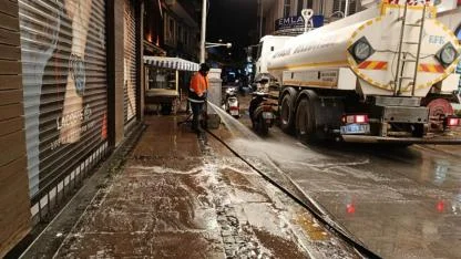 Ayvalık’ta Bayram Öncesi Temizlik Seferberliği