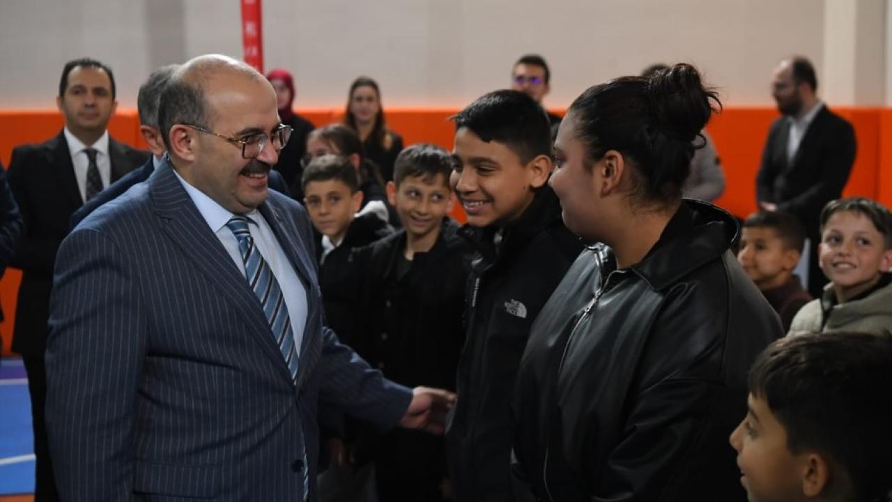 Balıkesir’de D.O.S.T Projesi Tanıtıldı, Malzemeler Dağıtıldı