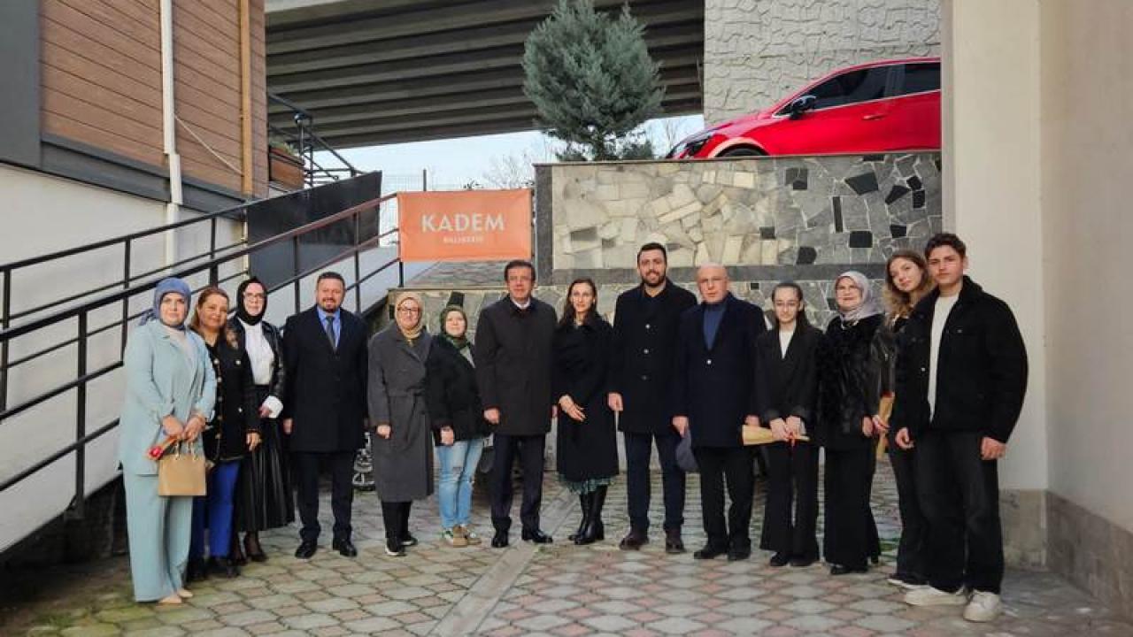 Balıkesir’de Zeybekci Rüzgarı