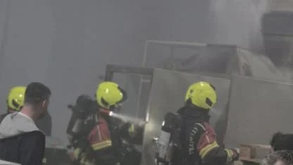 Bandırma’da işyeri yangını büyümeden söndürüldü