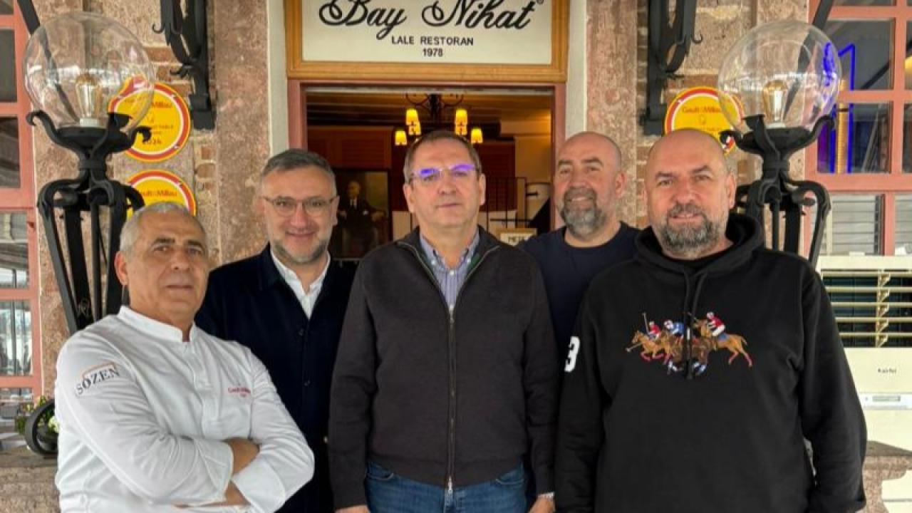 Başkan Mesut Ergin Ayvalık Gastrofest İçin Gökmen Sözen’le Buluştu