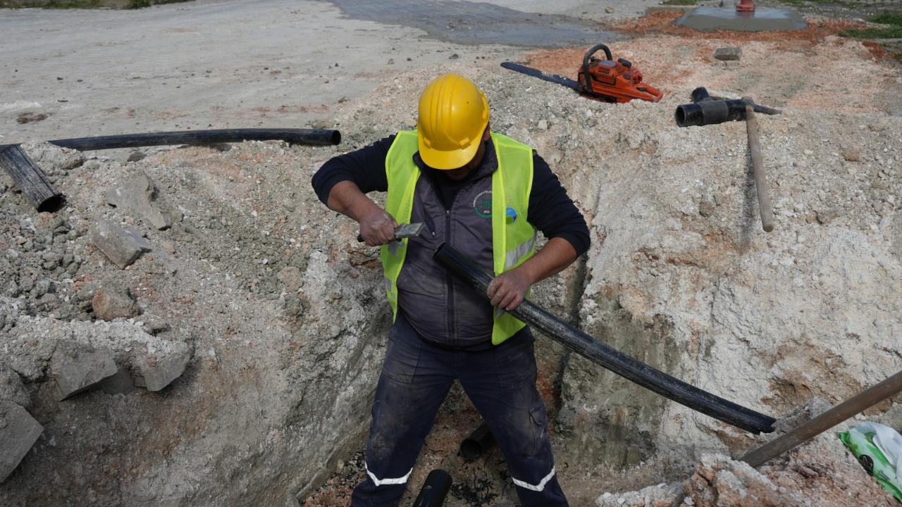 BASKİ Manyas’ta yıllanmış içme suyu hattını yeniledi