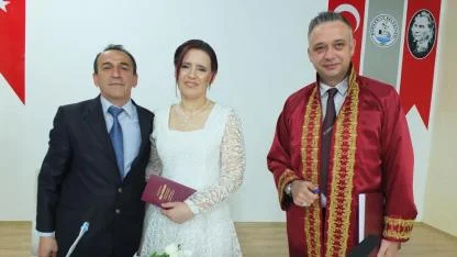 Burhaniye’de düğün sezonu başladı