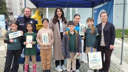 Burhaniye’de Sıfır Atık Bilgilendirme Standı ilgi gördü