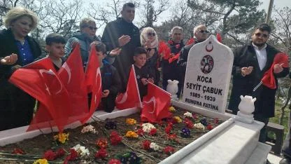 Çanakkale Gazisi Koca Seyit'e kabrinde ziyaret